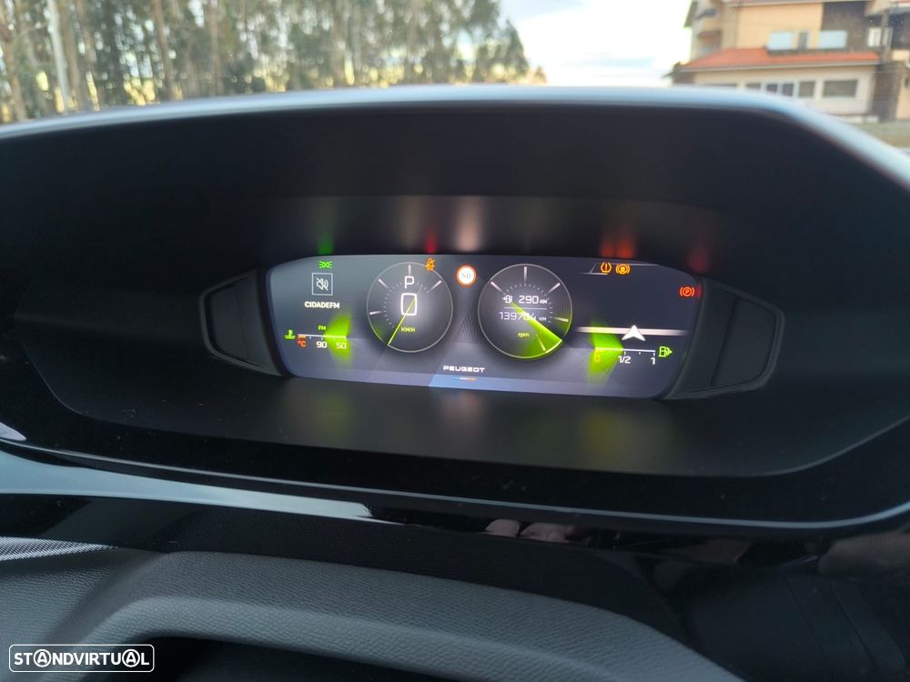 Peugeot 308 PureTech 130 GPF EAT8 Stop & Start GT Pack - 42