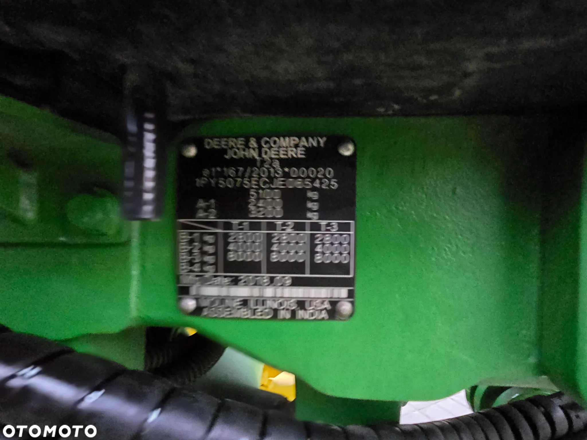 John Deere 5075E - 11