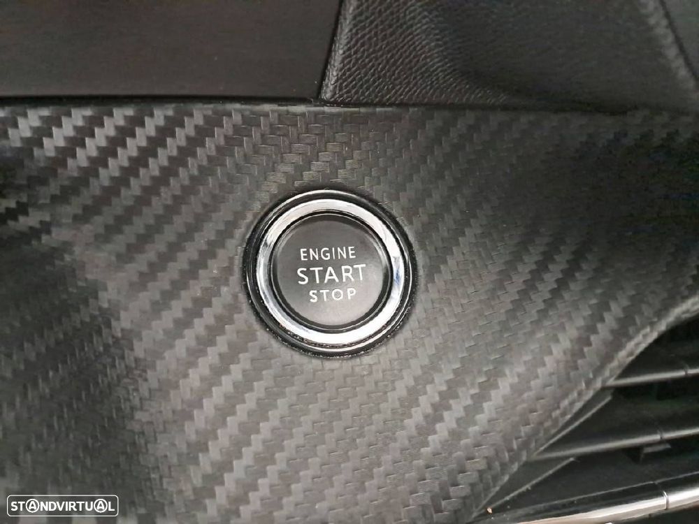 Peugeot 208 1.2 PureTech Allure Pack EAT8 - 19