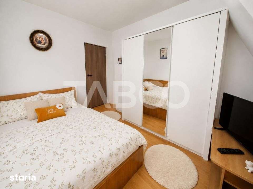 Apartament cu 3 camere de vanzare - mansarda Vasile Aaron - intabulata — fotografia 1