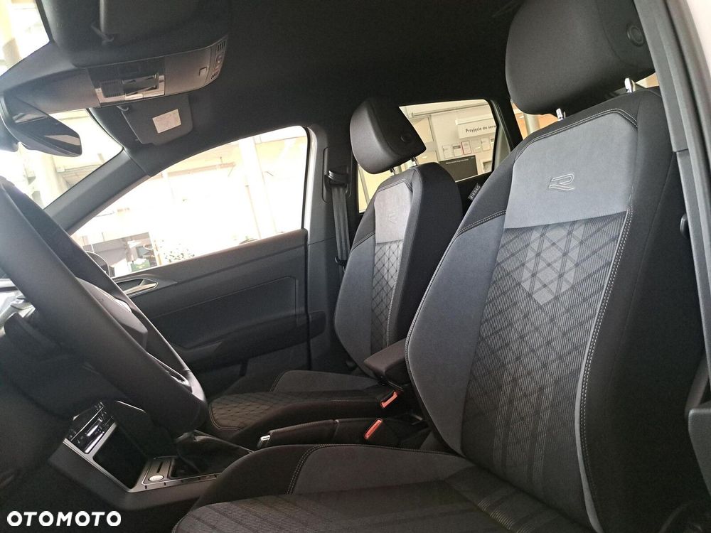 Volkswagen Taigo - 11