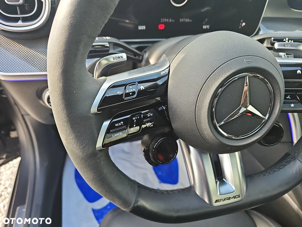 Mercedes-Benz Klasa C AMG 63 S E Performance PHEV 4-Matic - 17