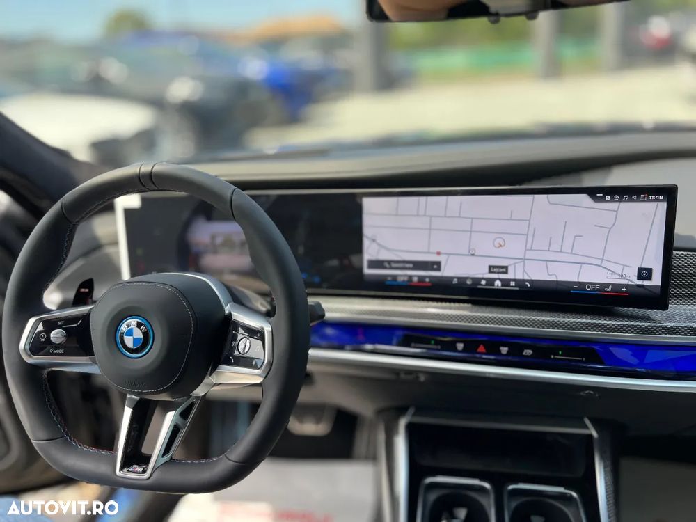 BMW M7 M760e xDrive AT PHEV - 19