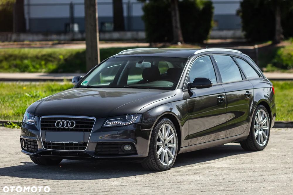 Audi A4 Avant 2.0 TDI DPF multitronic Ambition - 4