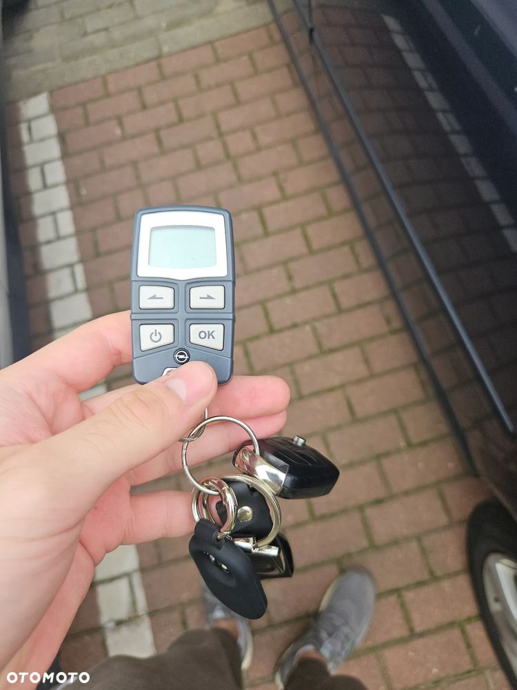 Opel Meriva 1.6 Cosmo - 17