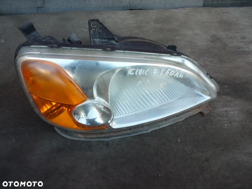 HONDA CIVIC VII SEDAN LAMPA PRZEDNIA LEWA LUB PRAWA - 9