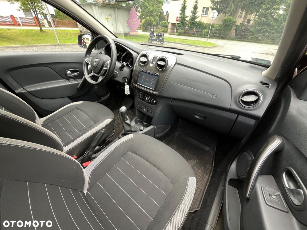 Dacia Sandero dCi 90 (S&S) Comfort - 17