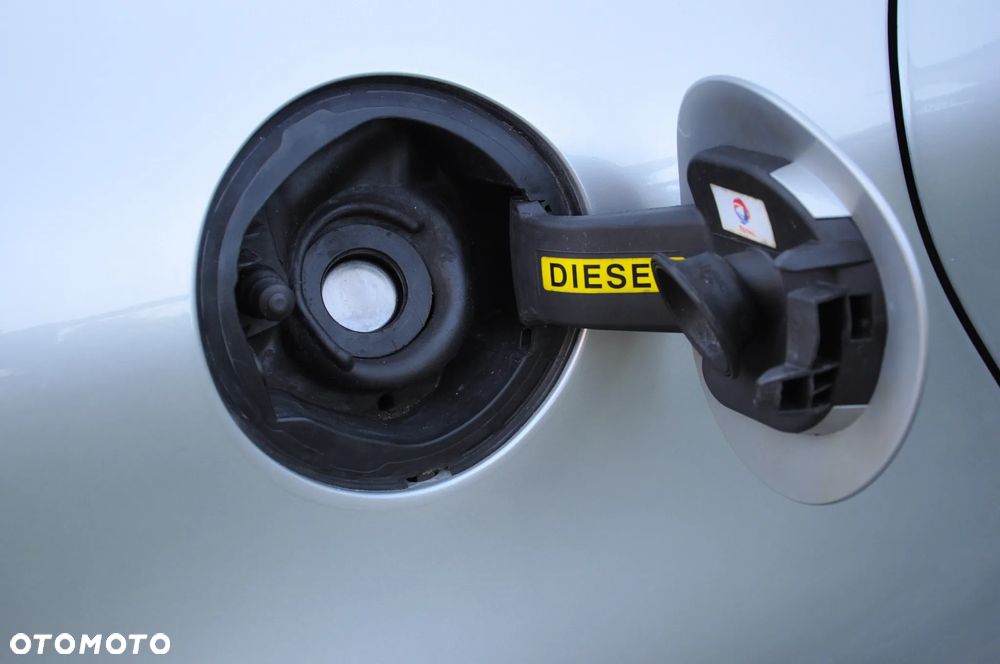 Citroën C4 Picasso 1.6 e-HDi Exclusive ETG6 - 32