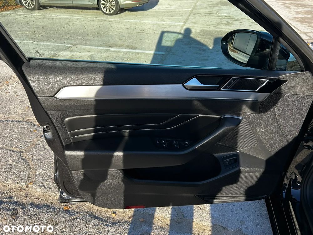 Volkswagen Passat 2.0 TSI Elegance DSG - 10