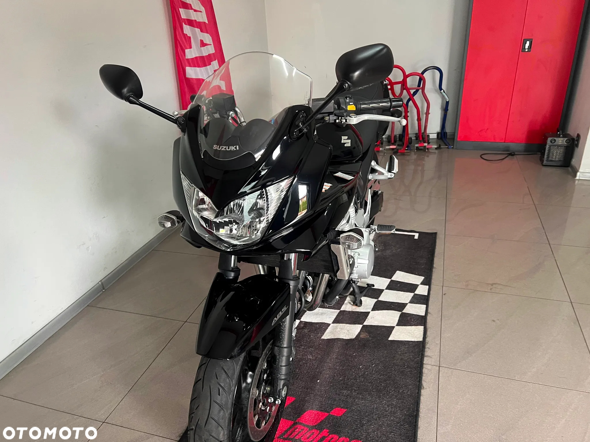 Suzuki Bandit - 18