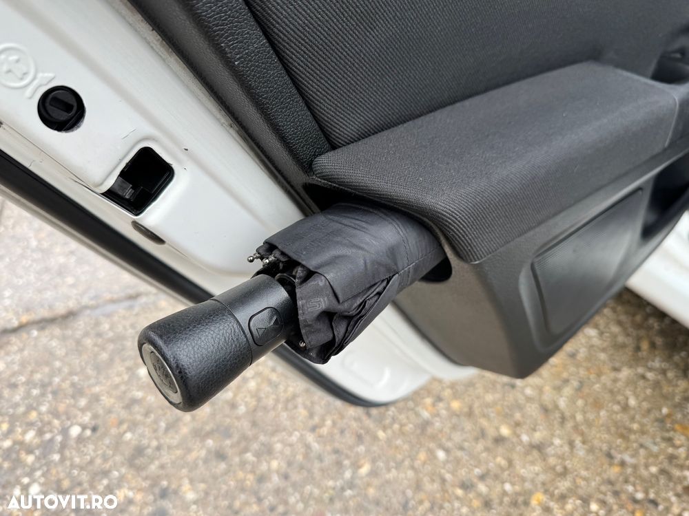 Skoda Superb 2.0 TDI Active - 12