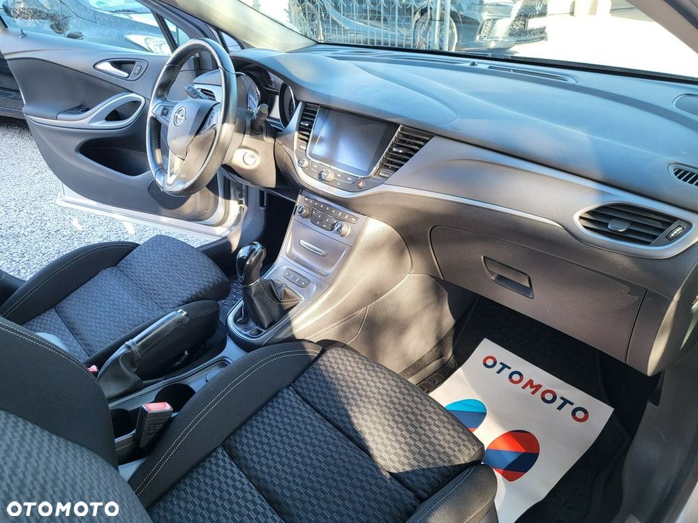 Opel Astra - 18