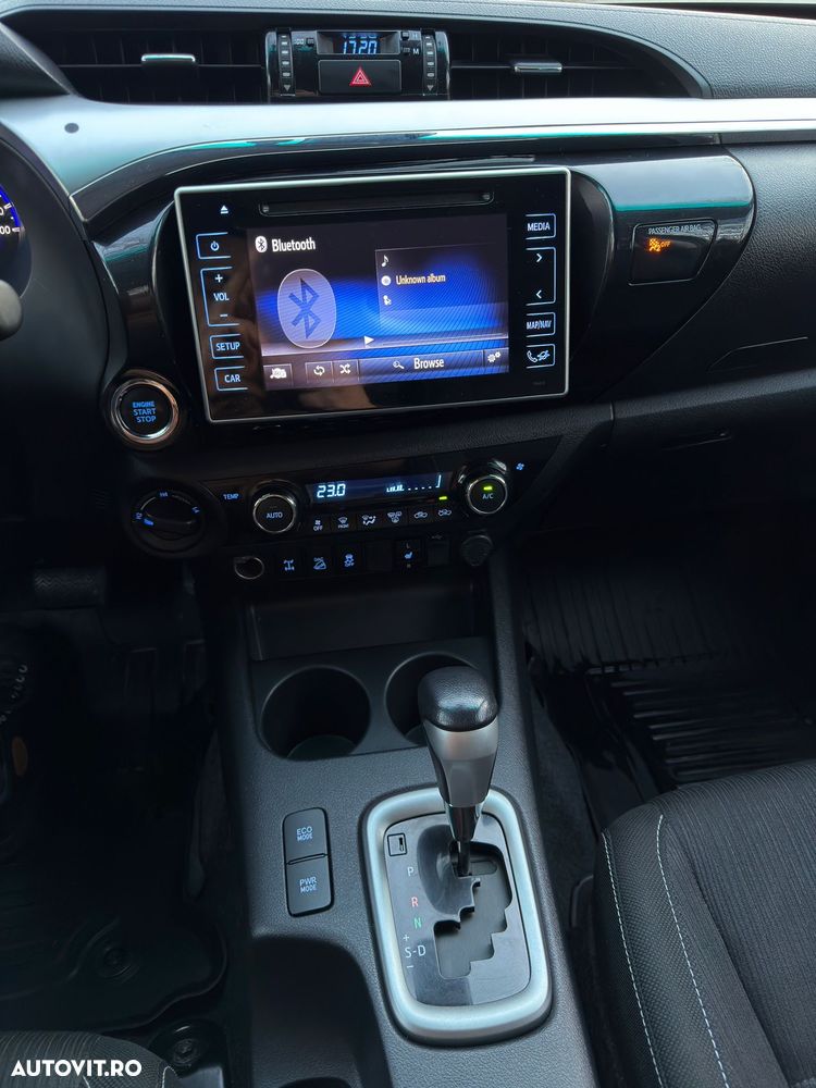 Toyota Hilux 2.4D 150CP 4x4 Double Cab AT Style - 13