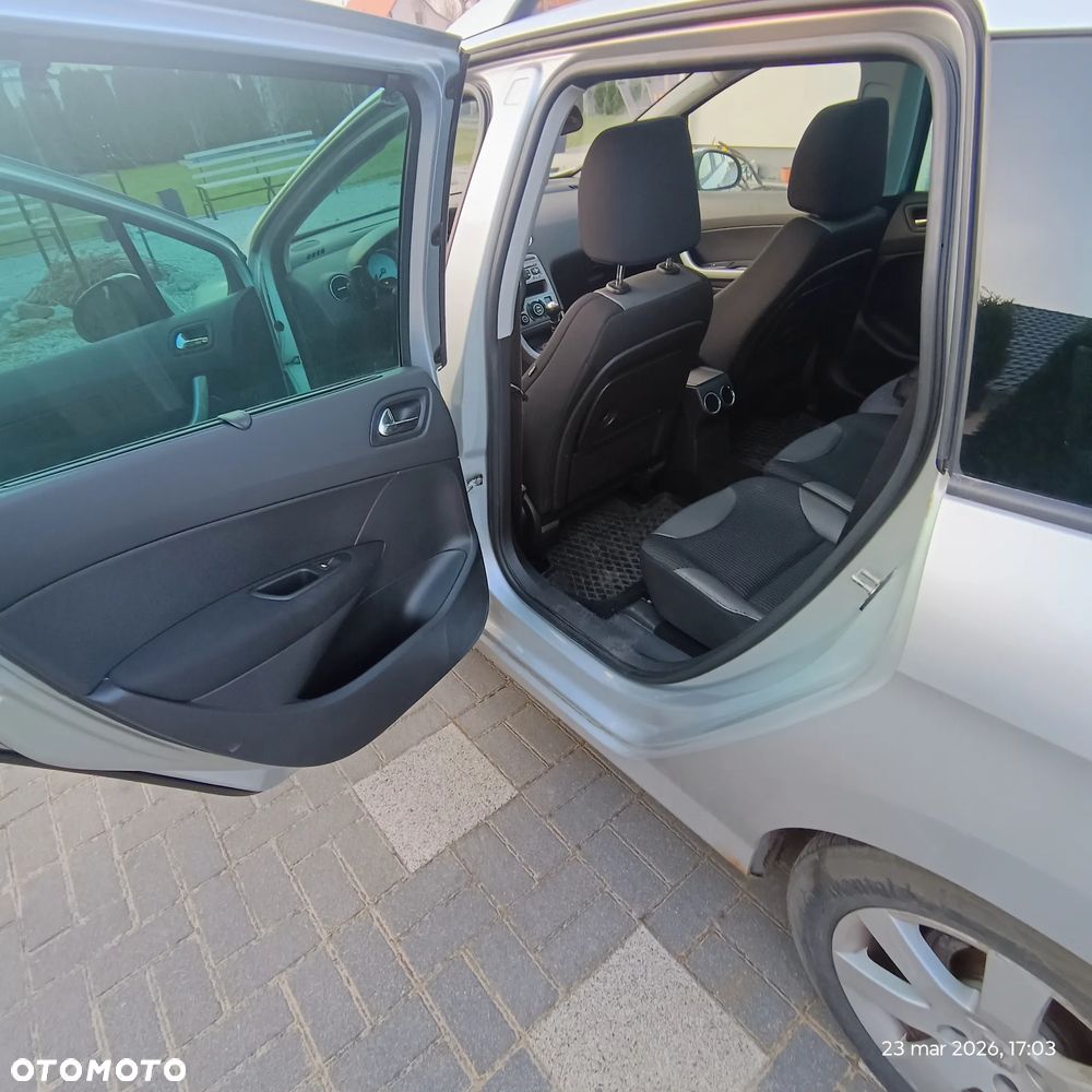 Peugeot 308 1.6 e-HDi Access STT - 4