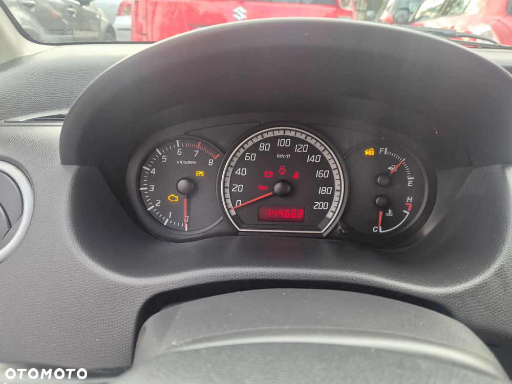 Suzuki Swift 1.3 Club - 14