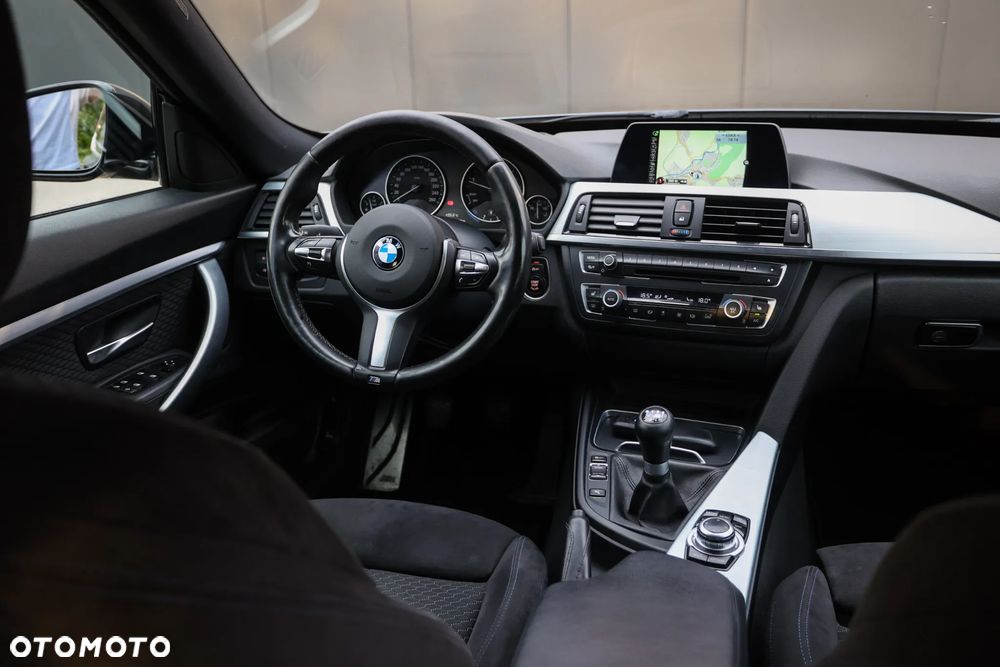BMW 3GT 320d M Sport - 28