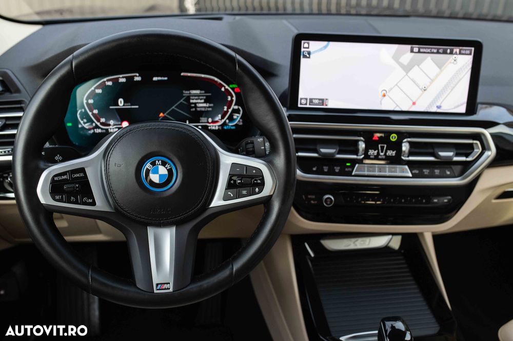 BMW X3 xDrive30e AT PHEV - 13