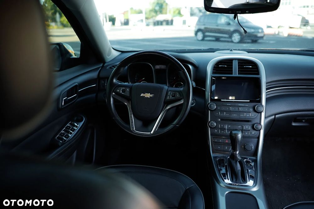 Chevrolet Malibu - 12