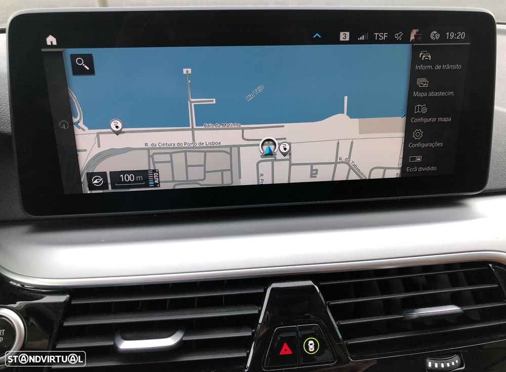 BMW 530 e Line Luxury - 23