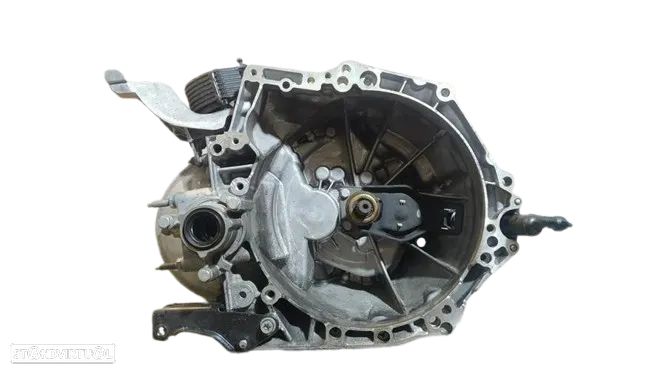 Caixa de Velocidades Citroen C3 1.5Blue-Hdi 20R102 em Stock - 1