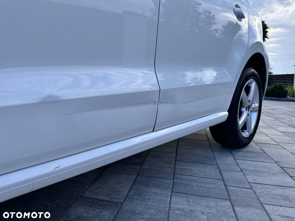 Volkswagen Polo 1.2 TSI Blue Motion Technology DSG Lounge - 3