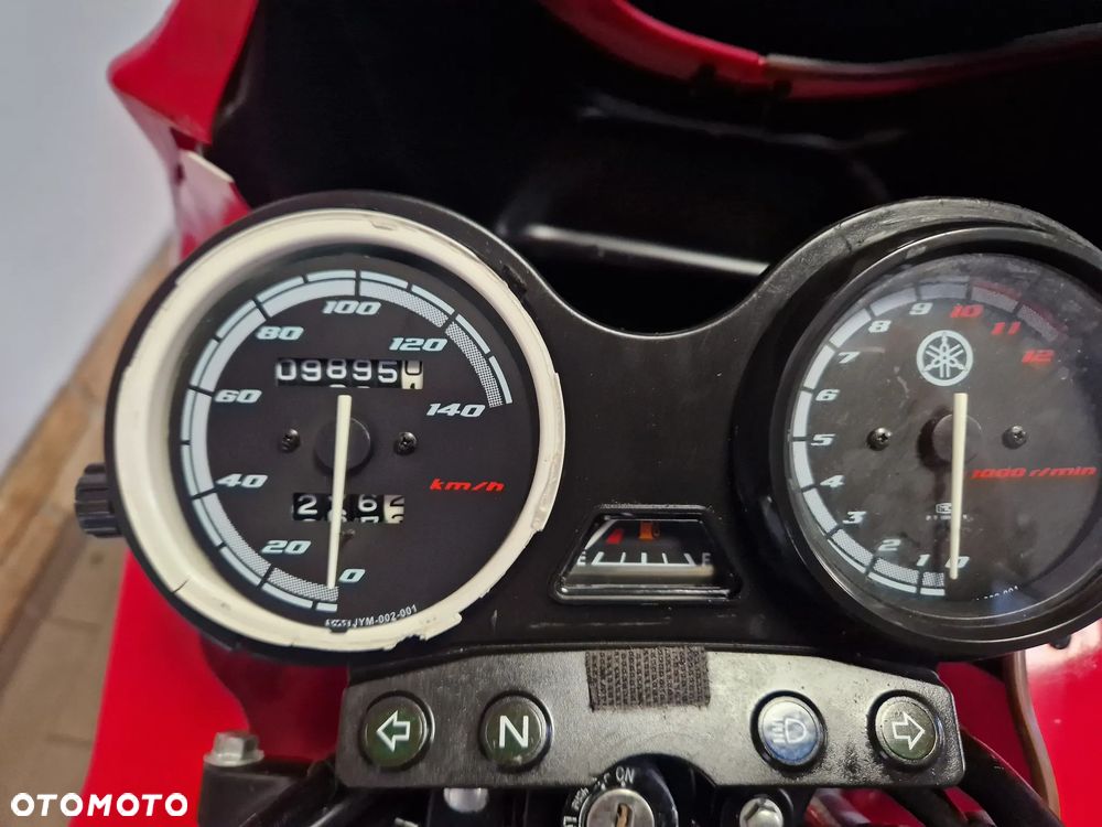 Yamaha YBR - 19