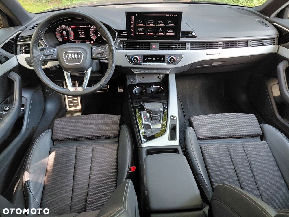Audi A4 Limousine - 12