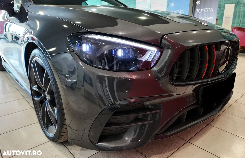 Mercedes-Benz E AMG 53 4Matic+ Coupe AMG Speedshift TCT-9G - 9