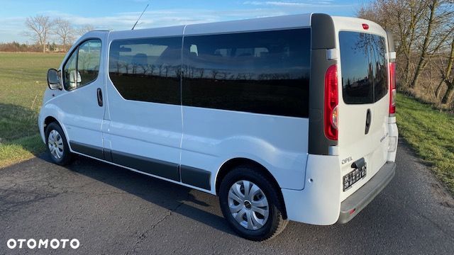 Opel Vivaro L2H1 2.9t - 17