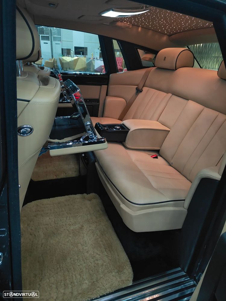 Rolls Royce Phantom 6.8 V12 - 29