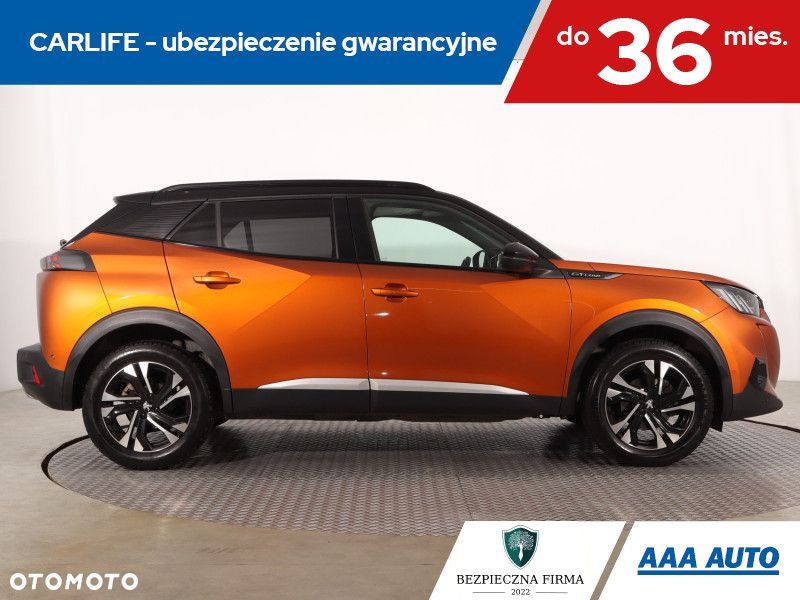 Peugeot 2008 - 8