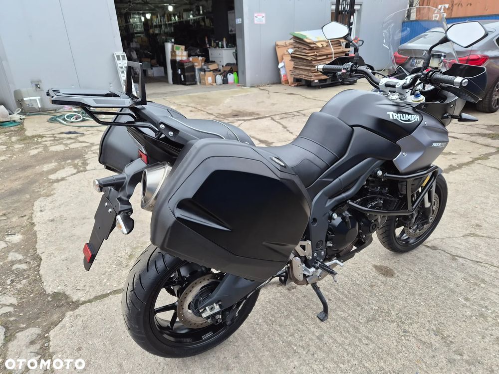 Triumph Tiger - 13