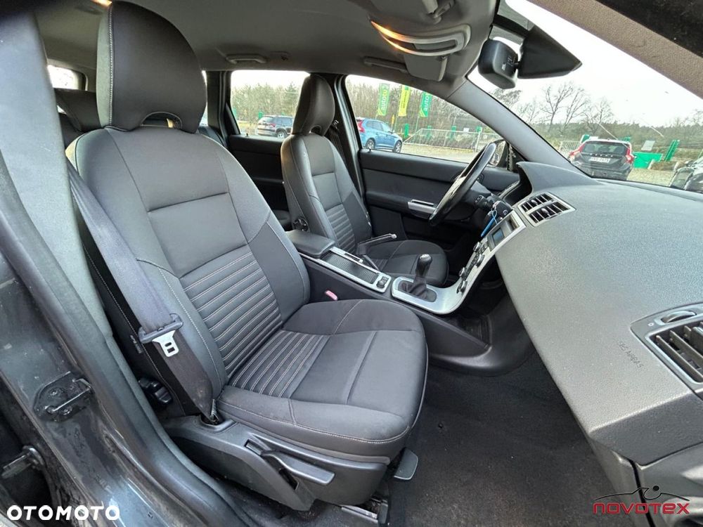 Volvo V50 D2 Momentum Start-Stop - 15