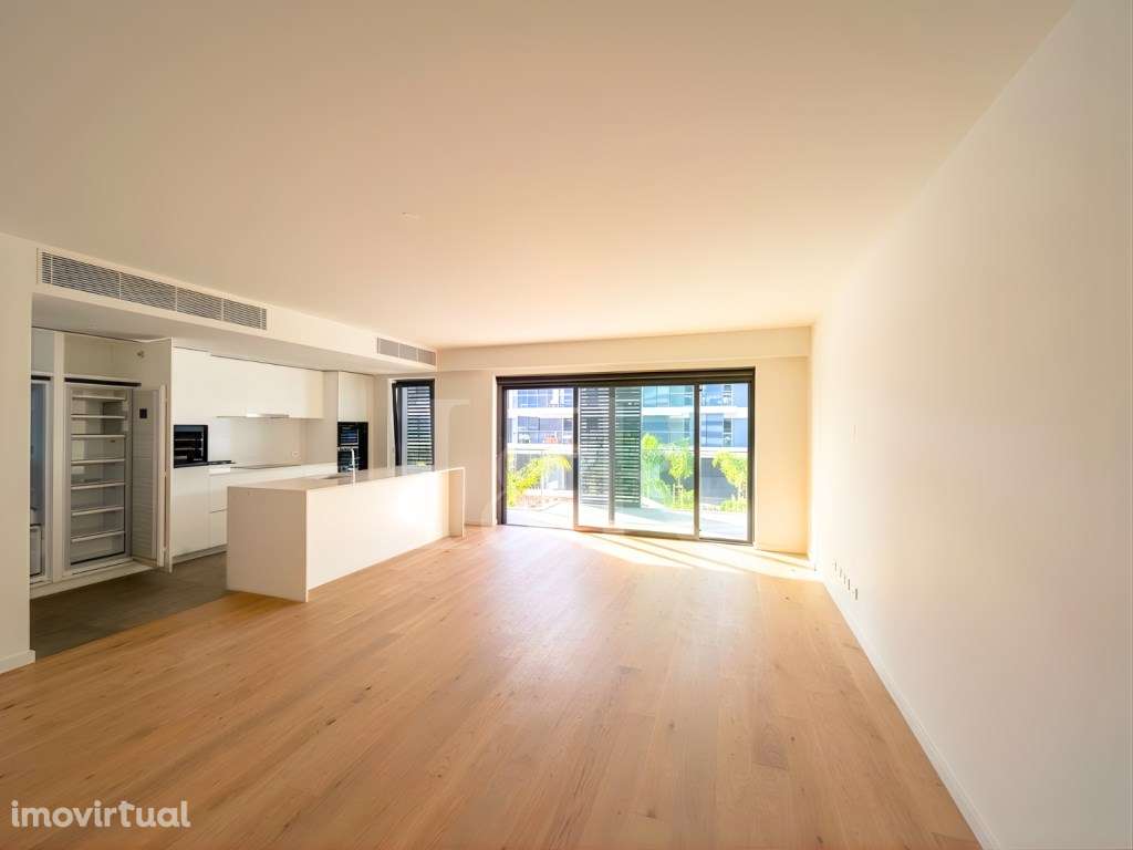 Apartamento T3 com varanda e garagem na Praça de Espanha, Lisboa - Grande imagem: 2/40