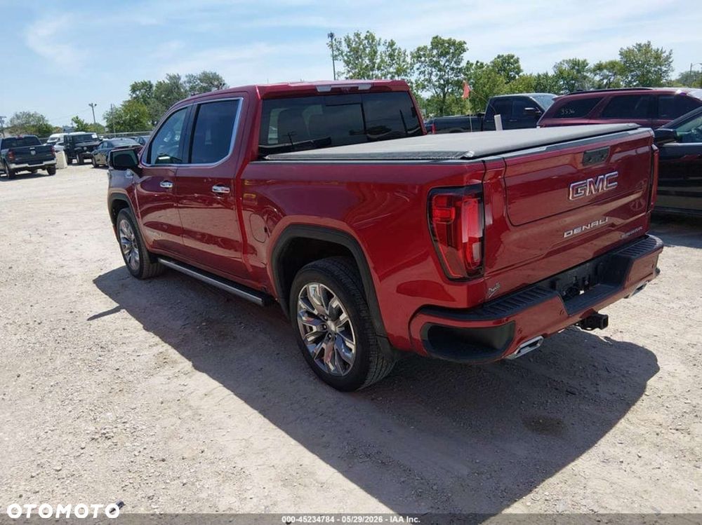 GMC Sierra - 3