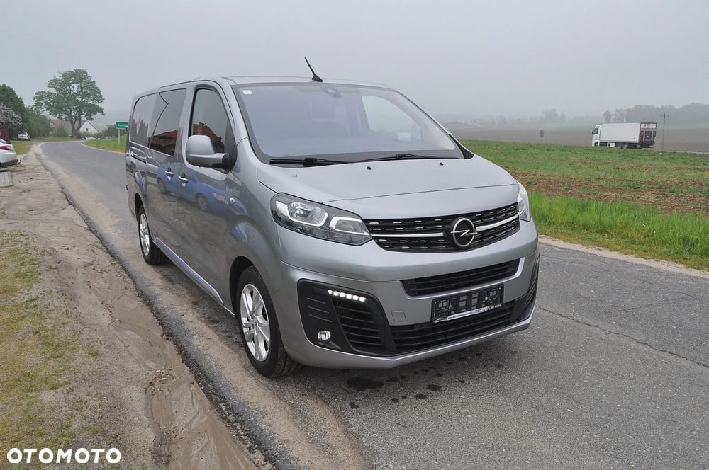 Opel Vivaro - 1