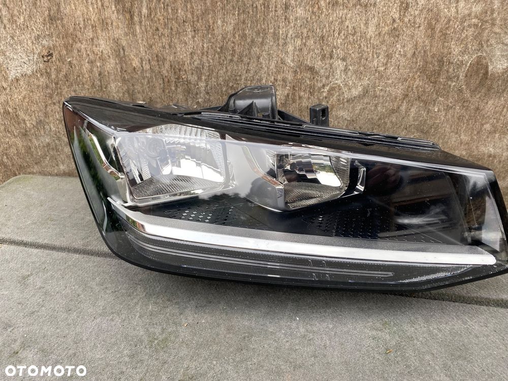 lampa audi Q2 81A zwykła  eu prawa - 1
