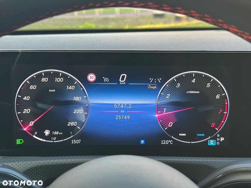 Mercedes-Benz CLA 200 AMG Line 7G-DCT - 28