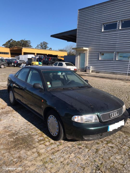 Audi A4 1.6cc 100cv 4P 1995  - Para Peças - 10