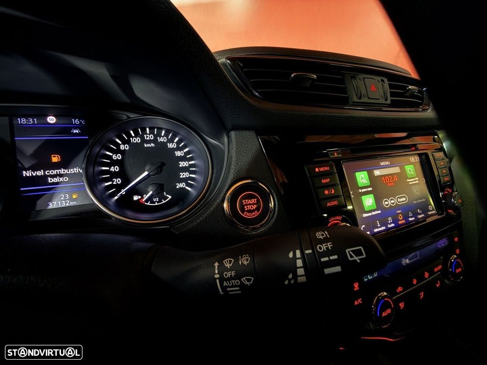 Nissan Qashqai 1.3 DIG-T N-Connecta LED - 22