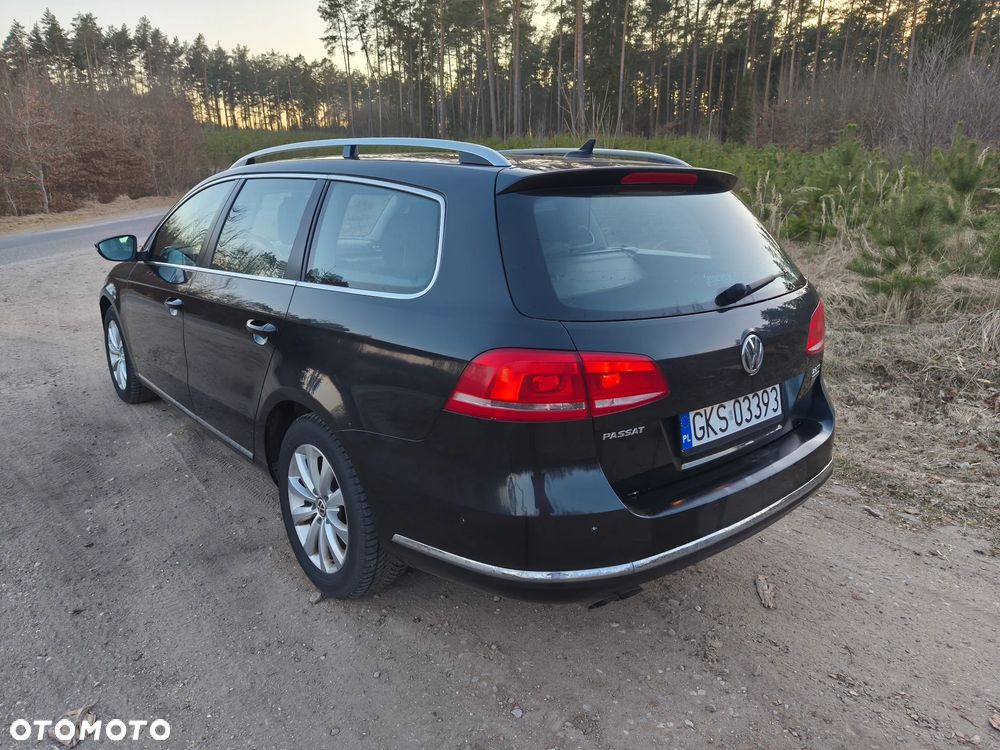 Volkswagen Passat 2.0 TDI Highline - 18