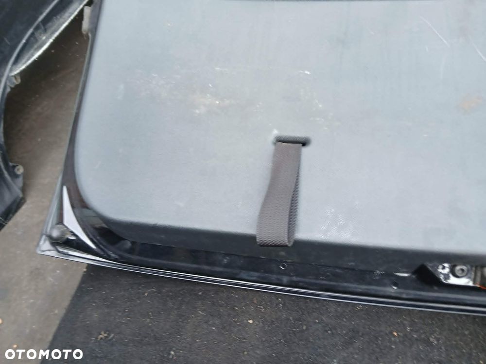 Skoda Fabia I kombi klapa bagażnika kod lakieru 9910 - 7