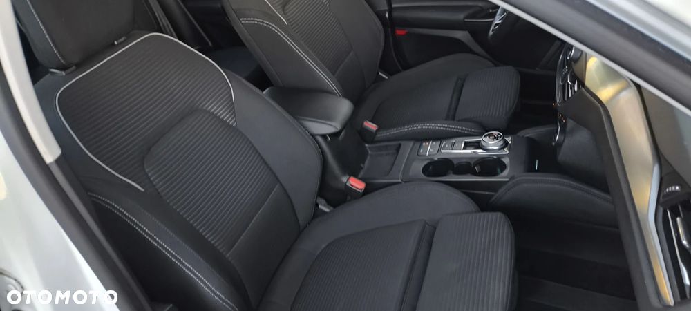 Ford Focus 2.0 EcoBlue Titanium X - 11