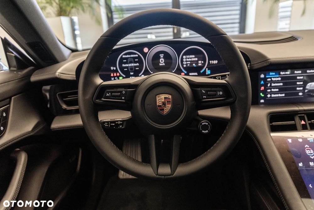 Porsche Taycan 105kWh 4S Black Edition - 16