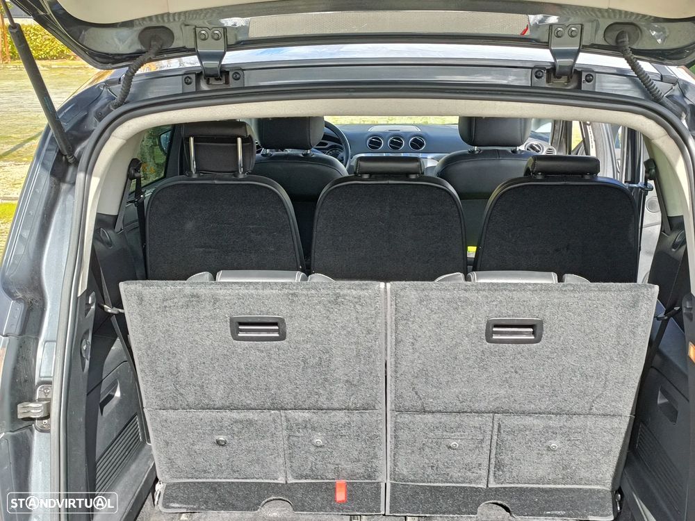 Ford S-Max 1.8 TDCi Titanium 7L - 13