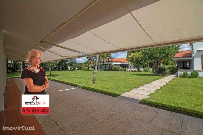 Moradia de Luxo com Tipologia T5 na Vila das Aves - Grande imagem: 5/49