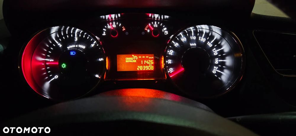 Peugeot 5008 HDI 150 Allure - 16