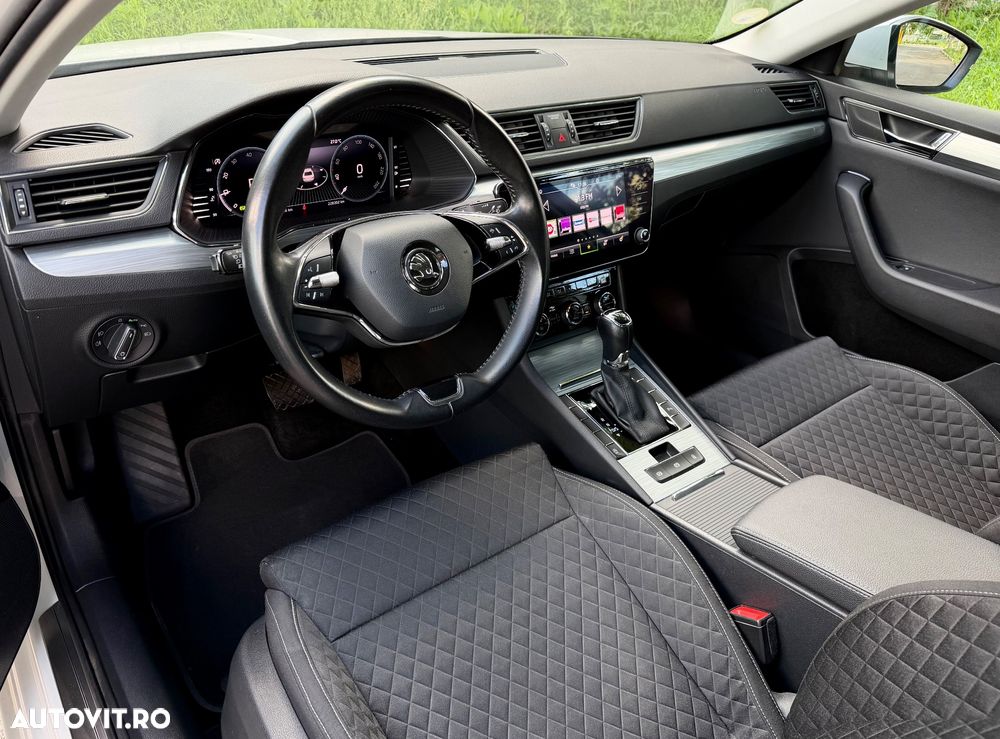 Skoda Superb 2.0 TDI DSG Premium Edition - 5
