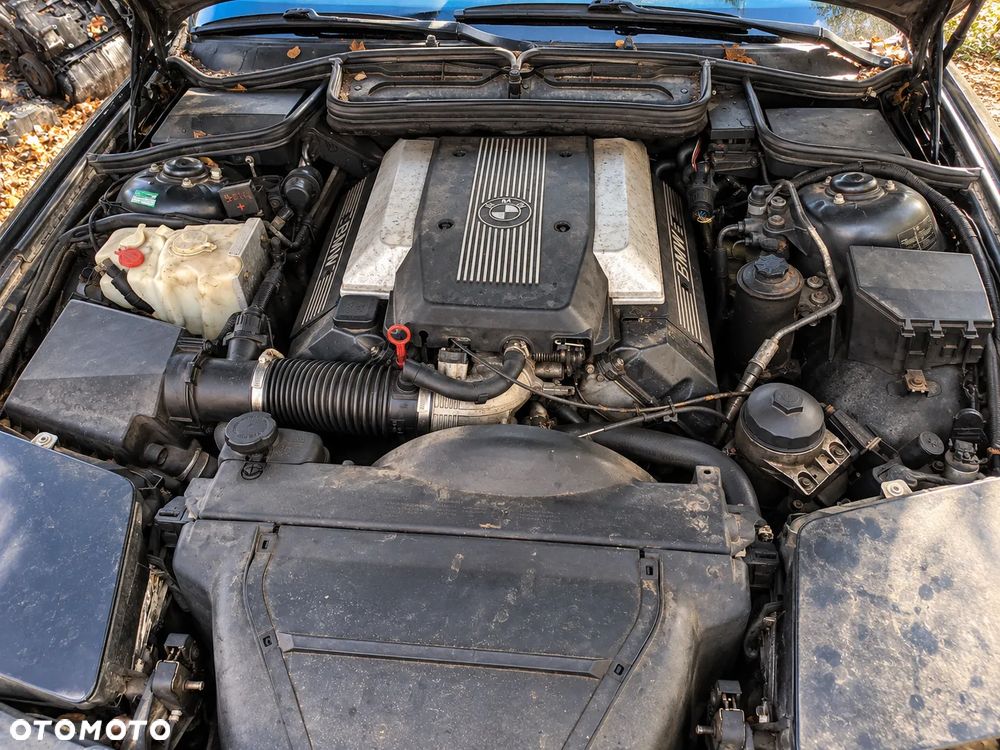 BMW Seria 8 - 14