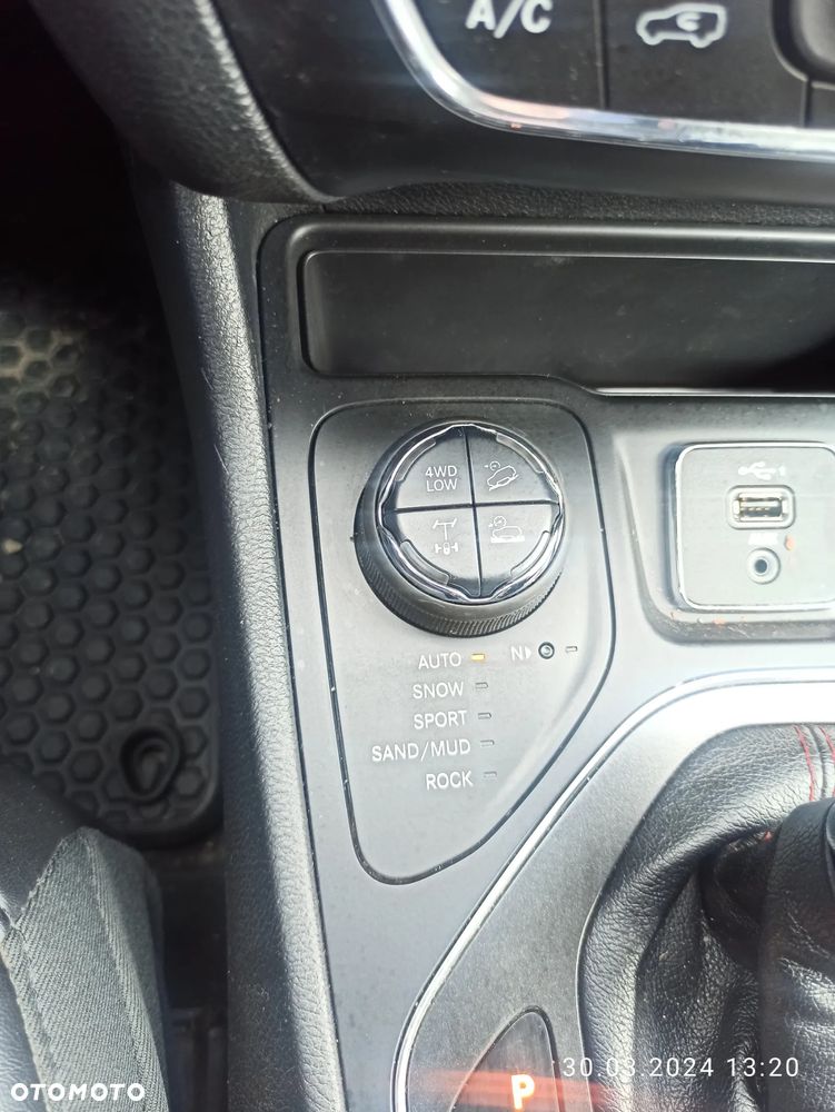 Jeep Cherokee 3.2 V6 Pentastar Active Drive Lock Autom Trailhawk - 15